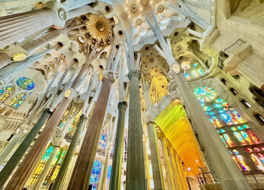 Sagrada Familia, Gràcia & Sunset at Park Güell
